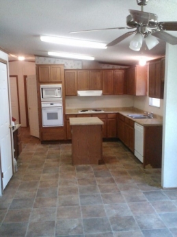23218-hickory-shadow-kitchen